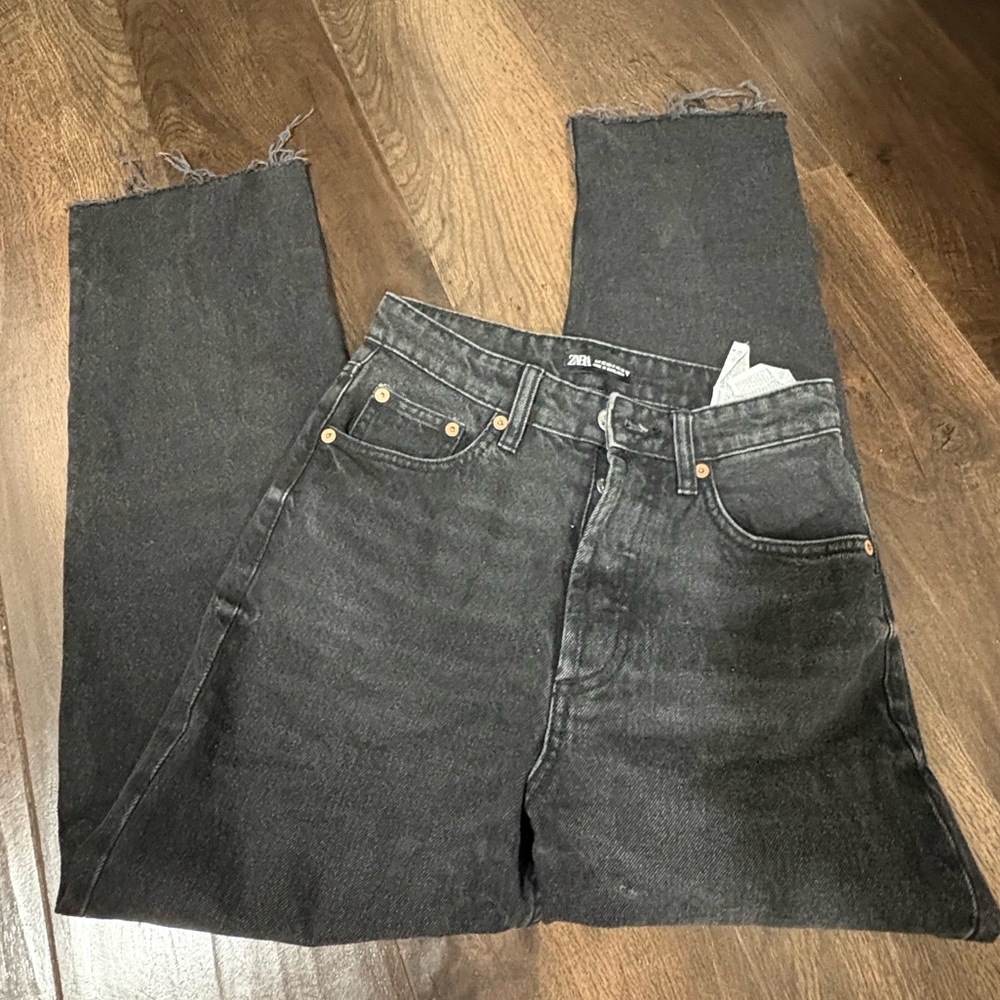 Zara Women’s Black Jeans